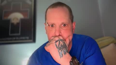 hand_banana_420 online show from 02-02-26, 12:20