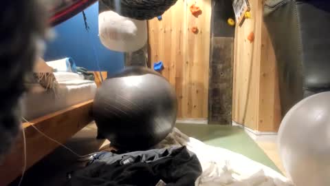 Snapshot of handncocknocum chatting on 02-11-25, 06:55 handncocknocum online show from 02-11-25, 06:55