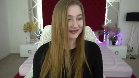 Snapshot of handsome_d_ chatting on 12-19-24, 08:34 Dayana online show from 12-19-24, 08:34