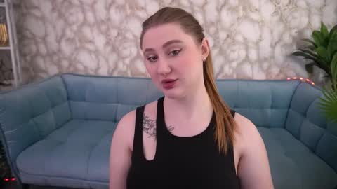 Snapshot of handsome_d_ chatting on 11-02-25, 06:49 Dayana online show from 11-02-25, 06:49