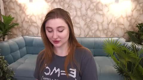 Snapshot of handsome_d_ chatting on 11-13-25, 06:56 Dayana online show from 11-13-25, 06:56