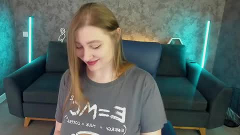 Snapshot of handsome_d_ chatting on 05-14-26, 06:42 Dayana online show from 05-14-26, 06:42
