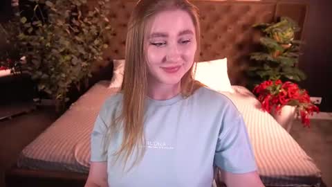 Snapshot of handsome_d_ chatting on 07-29-26, 01:09 Dayana online show from 07-29-26, 01:09