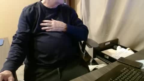 Snapshot of handsome_guy4u chatting on 03-26-26, 03:56 handsome_guy4u online show from 03-26-26, 03:56