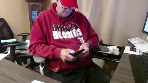 Snapshot of handsome_guy4u chatting on 04-08-26, 01:38 handsome_guy4u online show from 04-08-26, 01:38