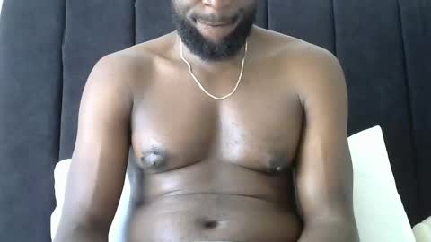 Snapshot of handsome_king30 chatting on 04-12-26, 01:05 handsome king online show from 04-12-26, 01:05