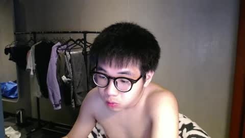 handsome_mannn online show from 02-23-25, 12:19