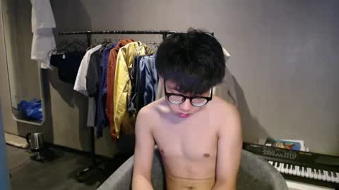 handsome_mannn online show from 03-22-26, 06:44