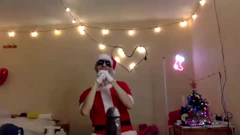 HandsomeAlfie online show from 12-17-24, 11:38