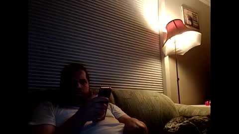 Snapshot of handsomedaddy198923 chatting on 09-24-25, 07:12 handsomedaddy198923 online show from 09-24-25, 07:12