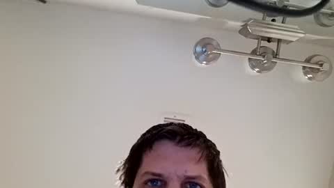 Snapshot of handsomedaddy198924 chatting on 01-07-26, 08:55 Handsomedaddy198923 online show from 01-07-26, 08:55