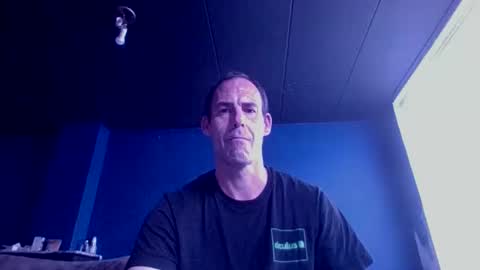 handsomeguy4ever online show from 10-19-25, 02:40