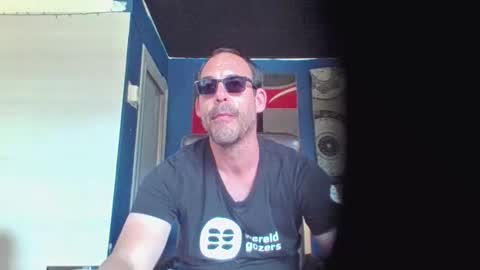 handsomeguy4ever online show from 04-24-26, 11:34
