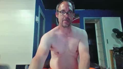 handsomeguy4ever online show from 05-04-26, 07:32