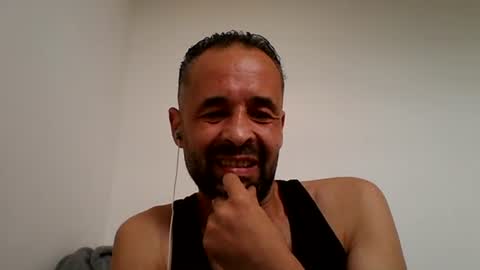 Snapshot of handsomepenis20cm chatting on 09-29-25, 12:32 handsomepenis20cm online show from 09-29-25, 12:32