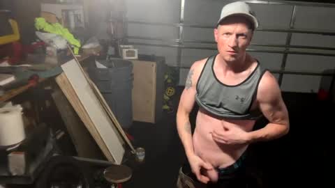 Snapshot of handsomerob42 chatting on 07-15-26, 07:35 handsomerob42 online show from 07-15-26, 07:35