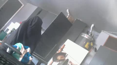 Handystudman online show from 12-06-24, 07:01