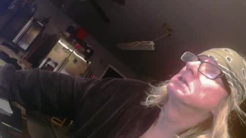 Handystudman online show from 12-16-24, 08:20