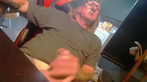 Handystudman online show from 01-01-25, 08:56