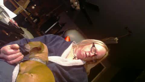 Handystudman online show from 02-27-25, 01:07