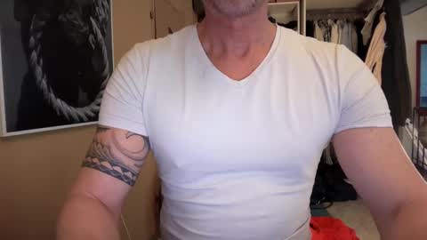 Snapshot of hankmoody6 chatting on 02-28-25, 01:58 hanky online show from 02-28-25, 01:58