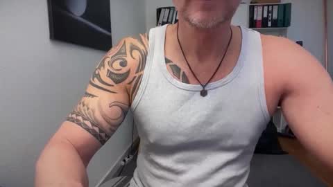 Snapshot of hankmoody6 chatting on 03-17-26, 08:39 hanky online show from 03-17-26, 08:39