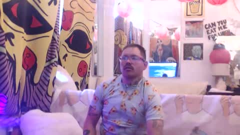 Snapshot of hankrams chatting on 06-03-26, 02:44 hank rams online show from 06-03-26, 02:44