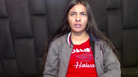 Snapshot of hanna13_ chatting on 10-28-25, 02:20 Hanna online show from 10-28-25, 02:20