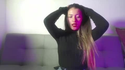 Hanna  online show from 03-11-26, 11:00