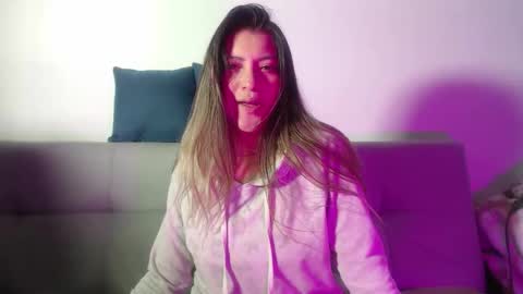 Hanna  online show from 03-19-26, 12:14