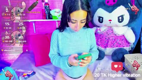 Snapshot of hanna_azumi_ chatting on 09-30-25, 03:33 hanna online show from 09-30-25, 03:33