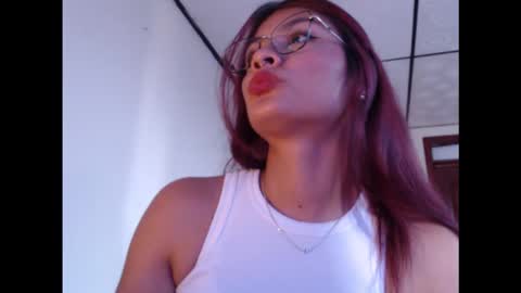 Snapshot of hanna_beily chatting on 02-27-26, 06:08 hanna online show from 02-27-26, 06:08