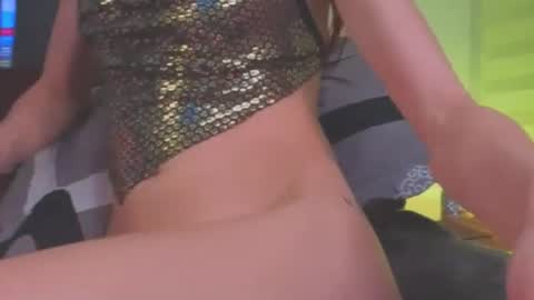 Snapshot of hanna_bellee chatting on 08-05-26, 05:05 hanna_bellee online show from 08-05-26, 05:05