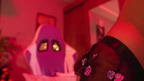 HANNA  online show from 10-13-25, 11:38