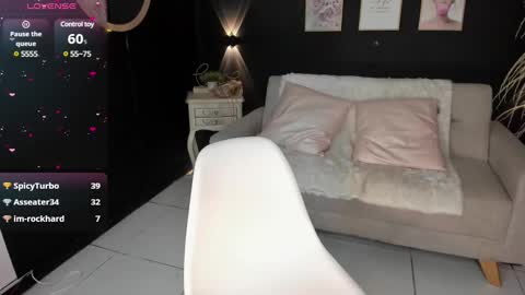  im Hanna online show from 12-23-24, 06:05