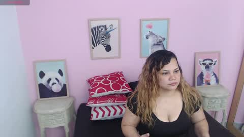 Snapshot of hanna_grray chatting on 02-24-25, 07:30 Hanna online show from 02-24-25, 07:30