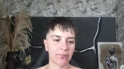 Snapshot of hanna_hott11 chatting on 07-08-26, 02:27 Hanna online show from 07-08-26, 02:27