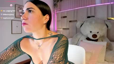 Snapshot of hanna_klover chatting on 04-28-26, 03:33 Hanna Klover online show from 04-28-26, 03:33
