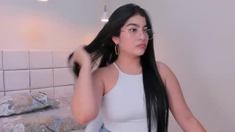 Snapshot of hanna_lee4 chatting on 03-13-26, 08:04 Hanna online show from 03-13-26, 08:04