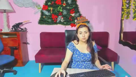 Hanna online show from 12-16-25, 12:48