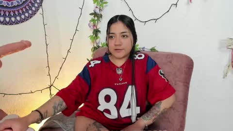 Snapshot of hanna_moore1 chatting on 12-09-24, 10:41 Camila online show from 12-09-24, 10:41