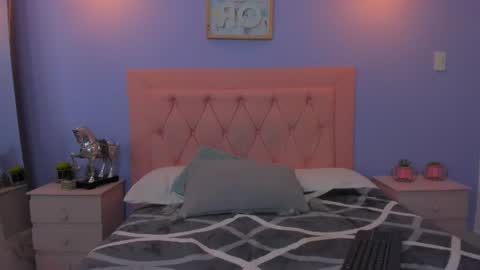 Hanna  online show from 06-14-26, 02:24