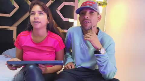 Snapshot of hanna_sebas chatting on 06-25-26, 12:31 HANNA Y SEBAS online show from 06-25-26, 12:31