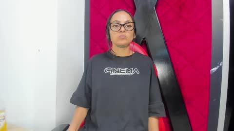 EVA online show from 01-11-25, 03:02