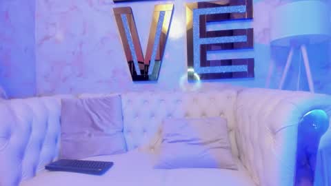 EVA online show from 04-02-26, 01:58