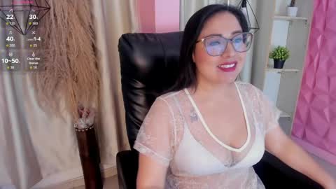 Snapshot of hannabackerr chatting on 05-04-26, 01:07 hannabackerr online show from 05-04-26, 01:07