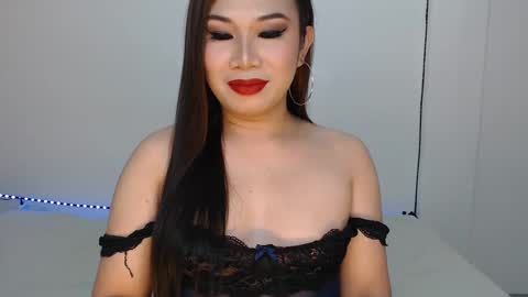 Hannah online show from 02-24-25, 04:16