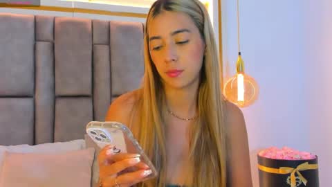 Eliana online show from 04-18-26, 09:48