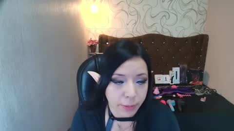 Hanna online show from 04-11-26, 01:26