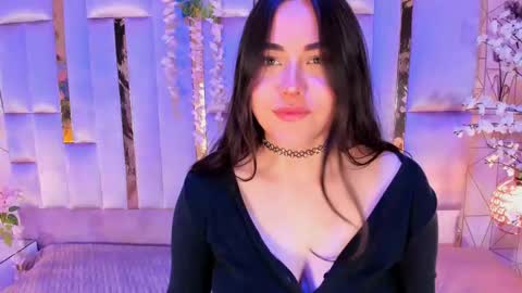 hannacollins_2 online show from 10-03-25, 01:41